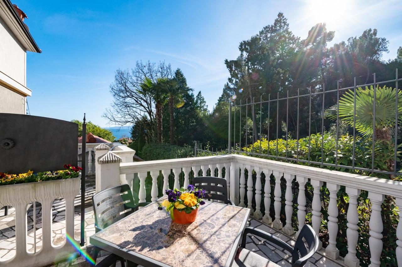 Apartments Villa Salona Опатия Экстерьер фото