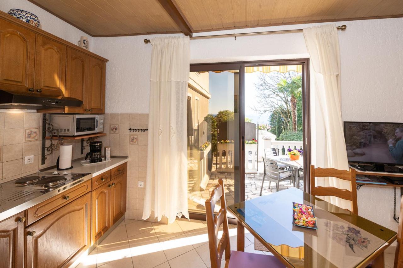 Apartments Villa Salona Опатия Экстерьер фото